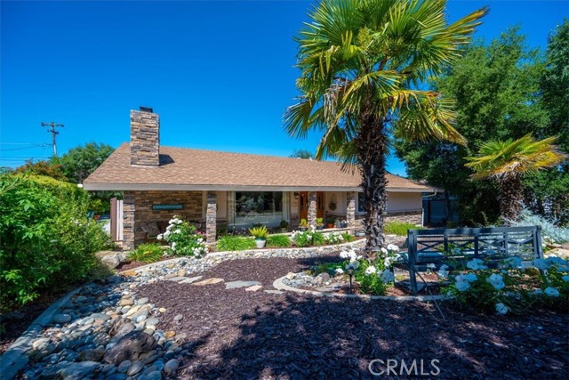 Detail Gallery Image 1 of 56 For 1040 Par Ave, Paso Robles,  CA 93446 - 3 Beds | 2/1 Baths