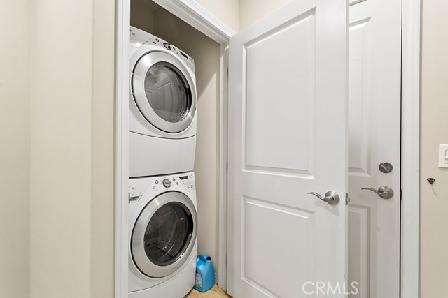 Detail Gallery Image 14 of 18 For 251 Mayfair, Irvine,  CA 92620 - 3 Beds | 2 Baths