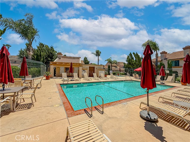 450 Country Club Drive, Simi Valley CA: https://media.crmls.org/medias/56c7acf6-9be9-4392-808d-3d89c17c1e3c.jpg