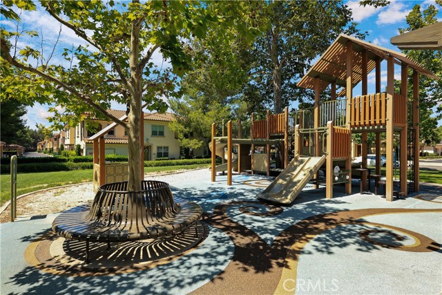 138 Coralwood, Irvine CA: https://media.crmls.org/medias/56c86b44-a5a5-49d4-992e-d4b404c728cc.jpg