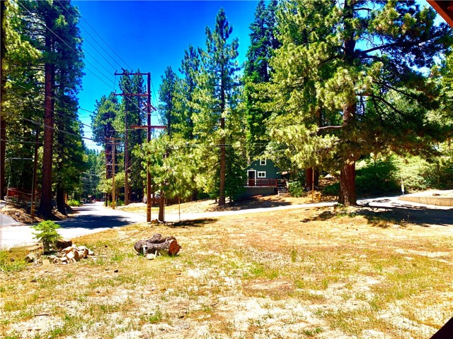 540 Yukon Road, Green Valley Lake CA: https://media.crmls.org/medias/56c86c98-585a-46ee-aa04-a03f6e4f7e02.jpg