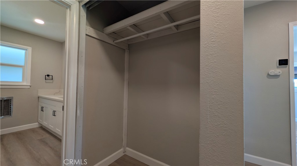 https://media.crmls.org/medias/56c948f3-509a-46af-b3e8-8bbb2a7c6676.jpg?preset=X-Large