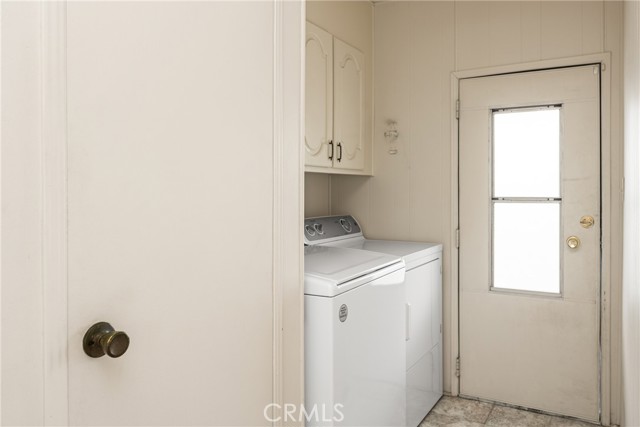 14851 Jeffrey, Irvine CA: https://media.crmls.org/medias/56c9ae6e-dd9f-4a4c-a35f-a4d3628f574e.jpg