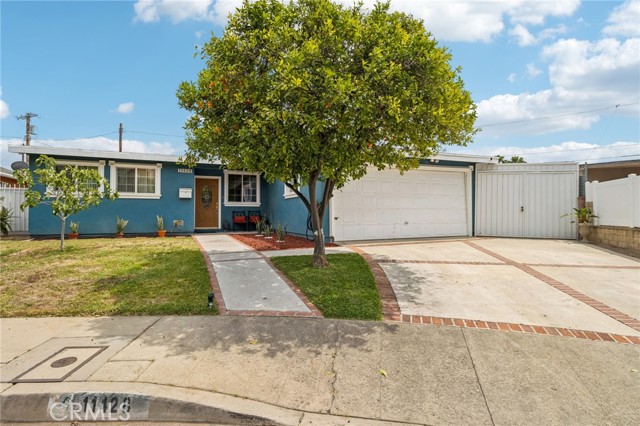 Detail Gallery Image 1 of 14 For 11428 Blythe St, North Hollywood,  CA 91605 - 3 Beds | 1/1 Baths