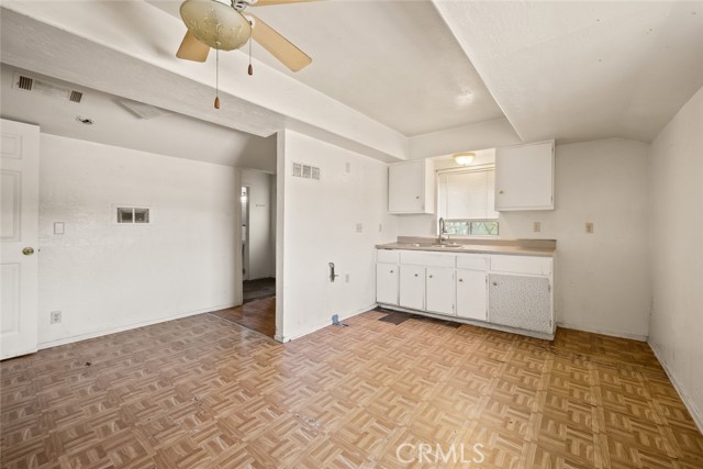 Detail Gallery Image 8 of 29 For 639 S 7th St, Grover Beach,  CA 93433 - 4 Beds | 3 Baths