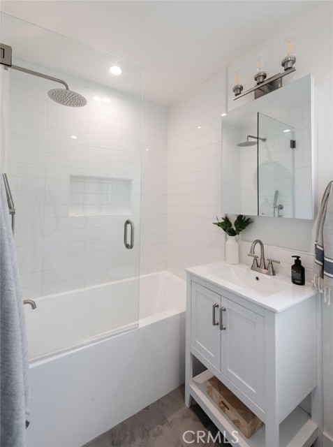 Detail Gallery Image 38 of 46 For 1713 Speyer Ln, Redondo Beach,  CA 90278 - 3 Beds | 2 Baths