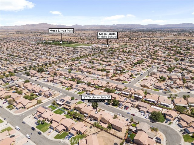 12776 Berrydale Street, Victorville CA: https://media.crmls.org/medias/56cba65a-24ac-4eff-9305-990bcbd5f601.jpg