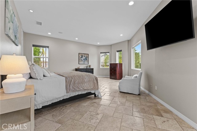 Detail Gallery Image 21 of 53 For 29710 Buggywhip Ct, Canyon Lake,  CA 92587 - 4 Beds | 3/1 Baths