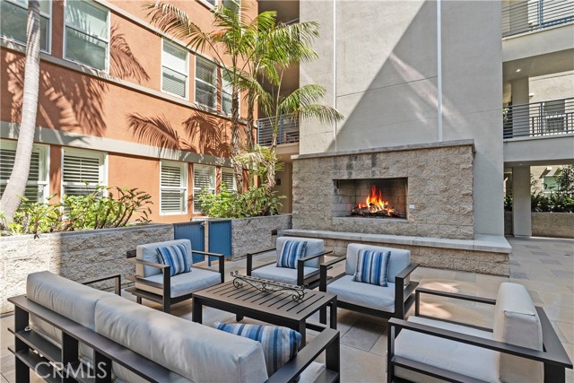 Detail Gallery Image 26 of 39 For 300 E 4th St #205,  Long Beach,  CA 90802 - 2 Beds | 2 Baths