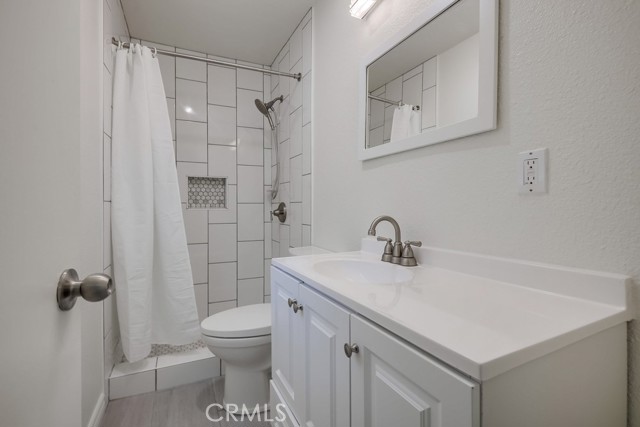 Detail Gallery Image 30 of 36 For 4517 Roosevelt Ave, Santa Ana,  CA 92703 - 3 Beds | 2 Baths