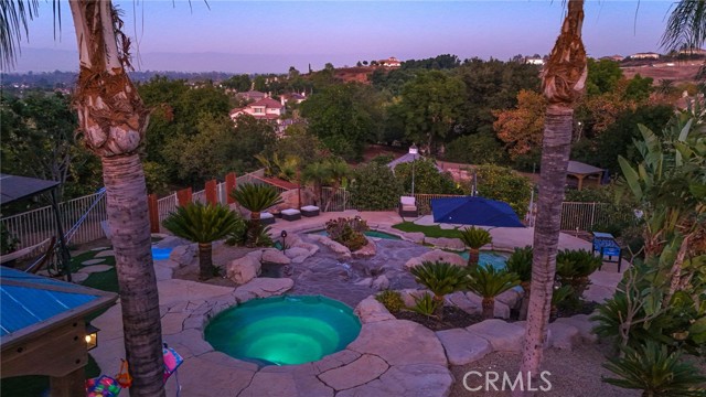 Detail Gallery Image 4 of 51 For 11345 Breithorn Ct, Riverside,  CA 92503 - 4 Beds | 2/1 Baths