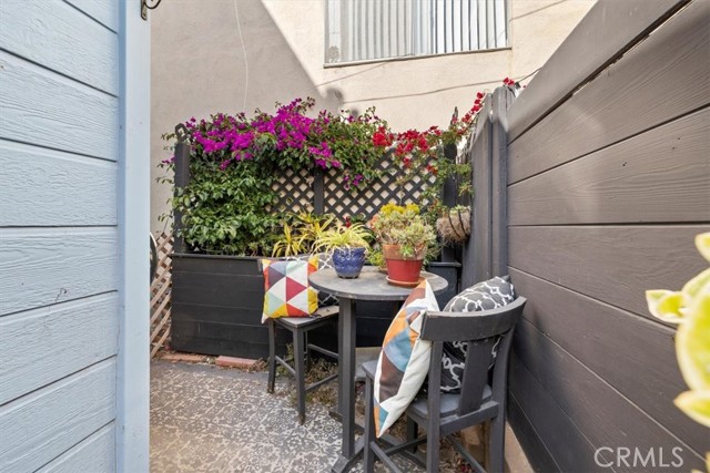 226 44th St, Manhattan Beach, California 90266, 1 Bedroom Bedrooms, ,Residential,Sold,44th St,SB22107069