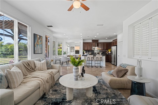 1512 E Nocta Privado, Ontario CA: https://media.crmls.org/medias/56ce4676-3486-4b01-8aab-070485df331a.jpg