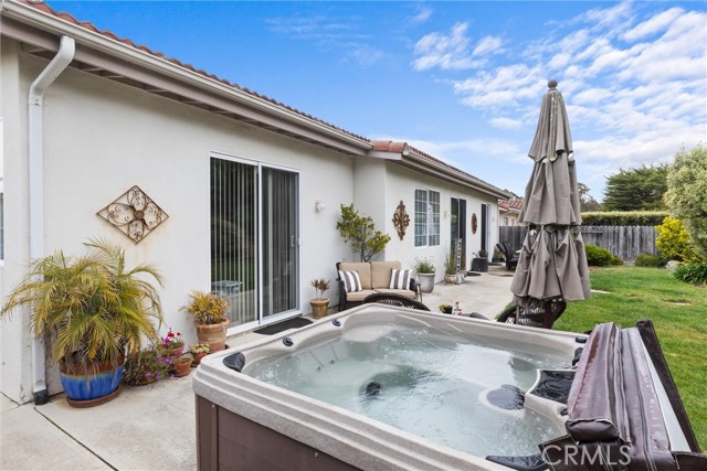 Detail Gallery Image 14 of 32 For 235 Marianela Ln, Los Osos,  CA 93402 - 3 Beds | 2 Baths