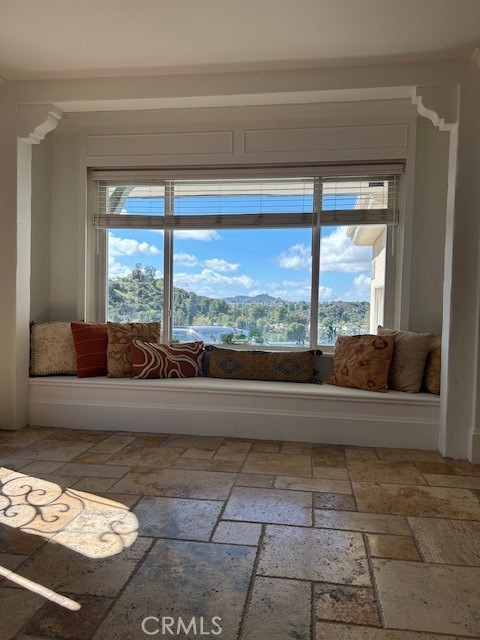 4310 Torreon Drive, Woodland Hills CA: https://media.crmls.org/medias/56cf64b8-6158-4d3d-bfa8-5261f64b13ac.jpg