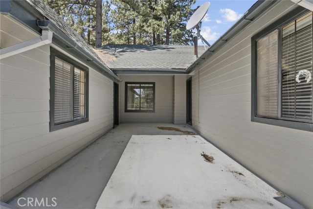 Detail Gallery Image 43 of 75 For 2405 Cedarwood Dr, –,  CA 93222 - 5 Beds | 4/1 Baths