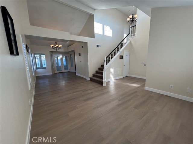 Detail Gallery Image 3 of 42 For 26888 Day Break Dr, Corona,  CA 92883 - 3 Beds | 2/1 Baths