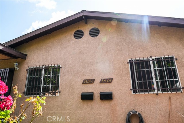 3424 3424 1/2 Paloma Street, Los Angeles CA: https://media.crmls.org/medias/56d05188-ef00-4943-843d-74404c74e9cf.jpg
