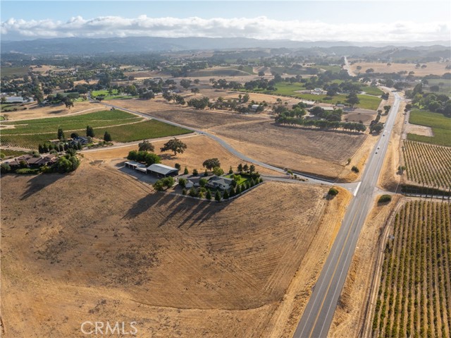 Detail Gallery Image 12 of 75 For 2120 Claassen Ranch Ln, Paso Robles,  CA 93446 - 3 Beds | 2 Baths