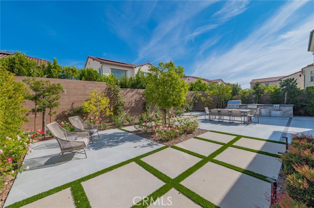 Detail Gallery Image 3 of 56 For 58 Longchamp, Irvine,  CA 92602 - 4 Beds | 4/1 Baths