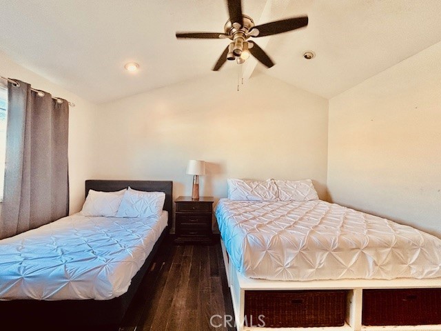 Detail Gallery Image 5 of 10 For 127 29th St #2,  Newport Beach,  CA 92663 - 4 Beds | 2 Baths