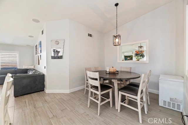 Detail Gallery Image 10 of 40 For 21834 Heliotrope Ln, Wildomar,  CA 92595 - 4 Beds | 3 Baths