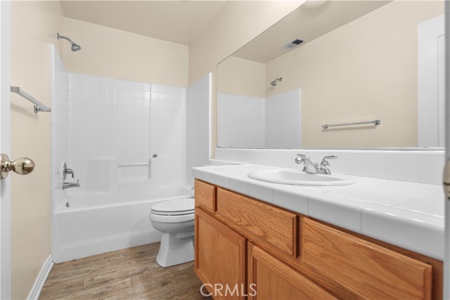 Detail Gallery Image 19 of 29 For 11017 Tipperary Dr, Bakersfield,  CA 93311 - 4 Beds | 2 Baths