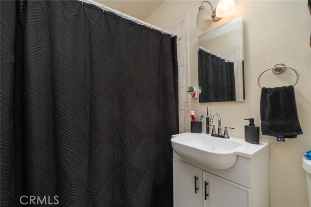 Detail Gallery Image 17 of 30 For 538 N Oakdale, Rialto,  CA 92376 - 3 Beds | 1 Baths