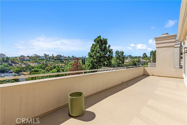 35 Costa Brava, Laguna Niguel CA: https://media.crmls.org/medias/56d4218c-7467-465d-921e-35ff5c75e8dd.jpg