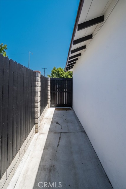 Detail Gallery Image 38 of 44 For 179 N Rodecker Dr, Azusa,  CA 91702 - 3 Beds | 1 Baths