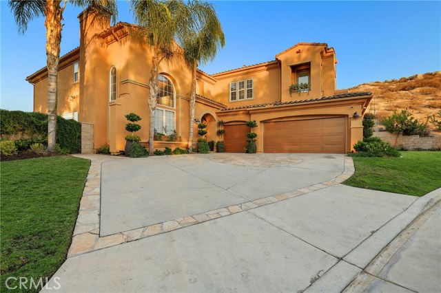 465 Ruth Circle, Corona, CA 92879