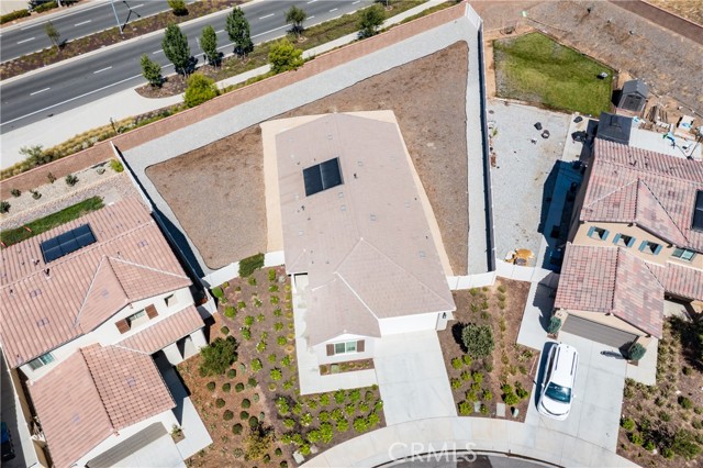 1689 Redbud Avenue, Banning CA: https://media.crmls.org/medias/56d5e694-8f1b-4a60-a6be-7e7c34b20688.jpg