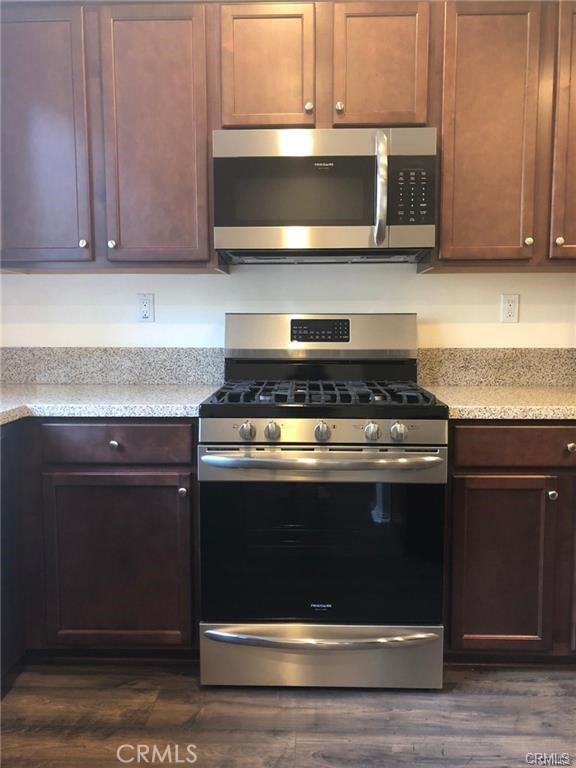 422 W Route 66, Glendora CA: https://media.crmls.org/medias/56d60055-8d65-4cc4-8128-fe27125fcfda.jpg