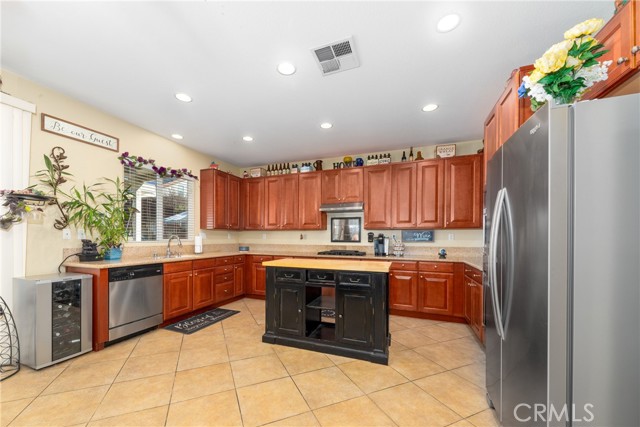 Detail Gallery Image 12 of 45 For 2168 Stonewood St, Mentone,  CA 92359 - 4 Beds | 2/1 Baths