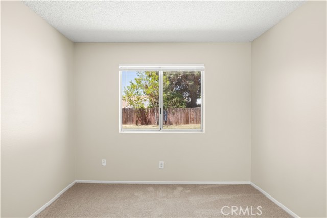 Detail Gallery Image 25 of 41 For 11925 Liverpool Ln, Moreno Valley,  CA 92557 - 2 Beds | 2 Baths