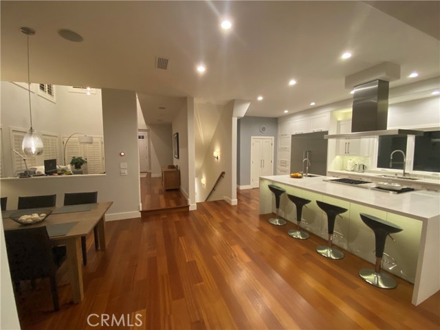 763 29th Street, Manhattan Beach, California 90266, 5 Bedrooms Bedrooms, ,5 BathroomsBathrooms,Residential,Sold,29th,SB22085465