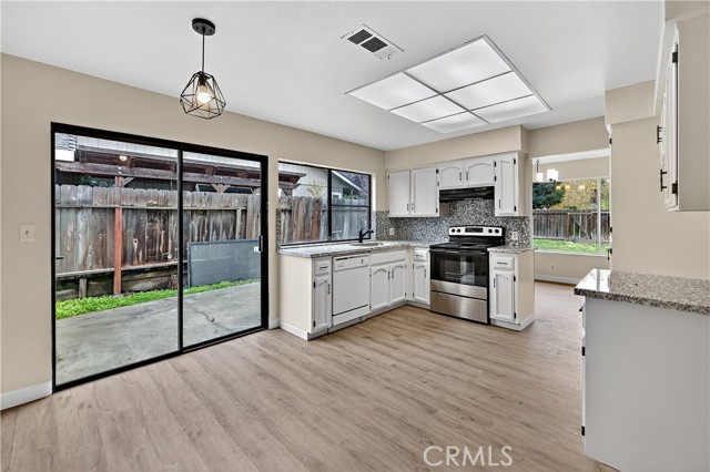 Detail Gallery Image 10 of 52 For 3338 Columbia, Merced,  CA 95340 - 4 Beds | 2 Baths