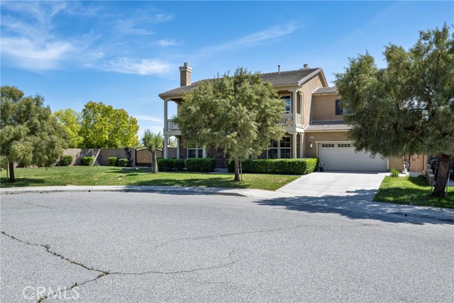 Detail Gallery Image 1 of 1 For 29305 Falling Water Dr, Menifee,  CA 92585 - 5 Beds | 3 Baths