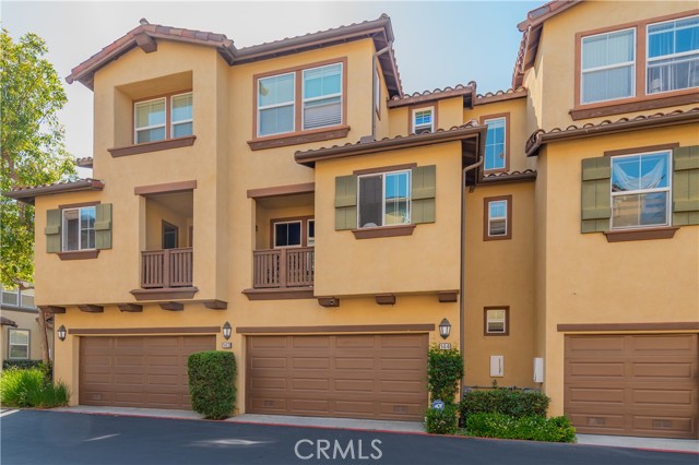 144 Coral Rose, Irvine CA: https://media.crmls.org/medias/56d7e255-d260-4a14-8d6c-2e020e2b7627.jpg