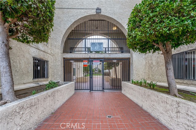 600 W 3rd Street, Santa Ana CA: https://media.crmls.org/medias/56d801fa-8f27-4916-8e86-4b672684497a.jpg