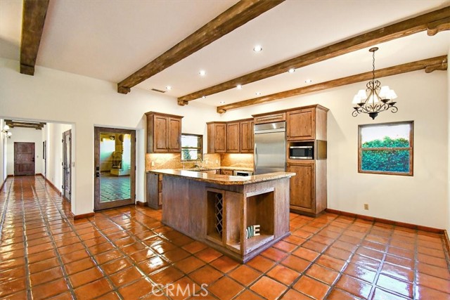 Detail Gallery Image 7 of 43 For 201 Bald St, Ojai,  CA 93023 - 3 Beds | 3/1 Baths