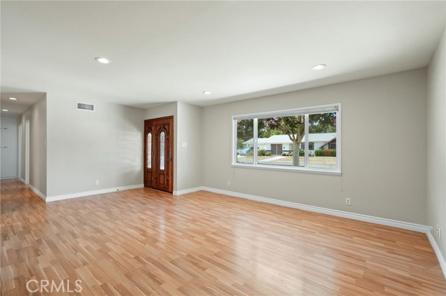 Detail Gallery Image 9 of 34 For 3534 Hearst Dr, Simi Valley,  CA 93063 - 3 Beds | 2 Baths