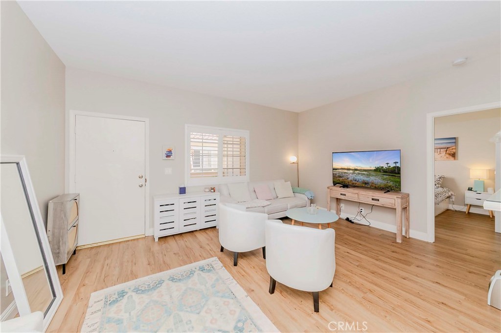 56d9682c F4f5 4202 8adb 6a20246c268a