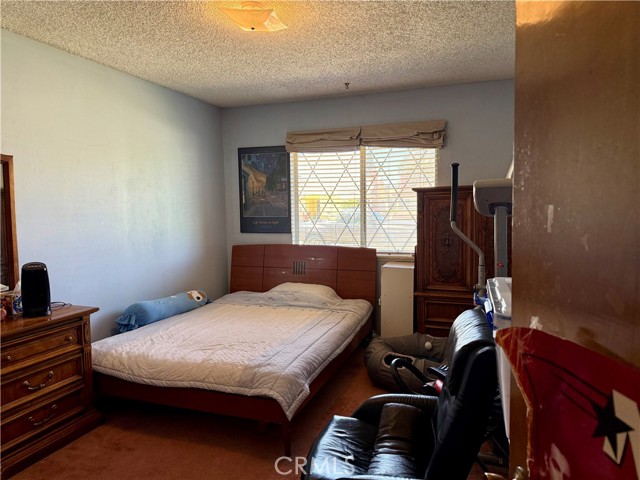 Detail Gallery Image 10 of 11 For 542 N Hanover St, Anaheim,  CA 92801 - 4 Beds | 2/1 Baths