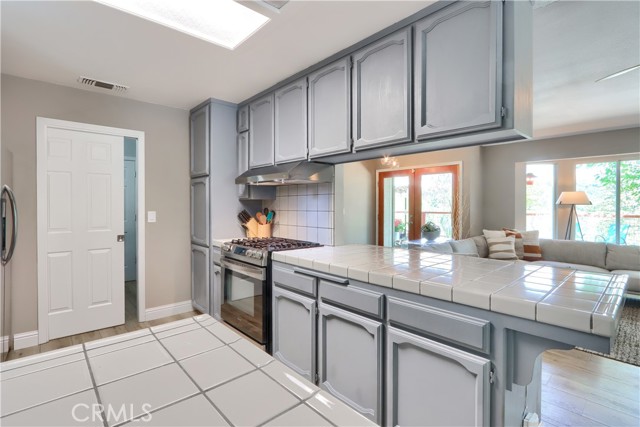 Detail Gallery Image 18 of 47 For 45792 Sutton Dr, Oakhurst,  CA 93644 - 4 Beds | 3 Baths