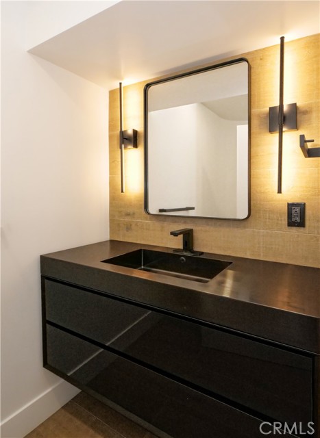 Detail Gallery Image 24 of 58 For 32551 Seacliff Dr, Rancho Palos Verdes,  CA 90275 - 4 Beds | 3/1 Baths