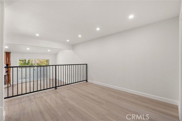 Detail Gallery Image 2 of 16 For 17109 Palisades, Pacific Palisades,  CA 90272 - 3 Beds | 3 Baths