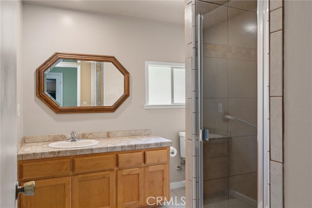 4075 County Road 203, Hamilton City CA: https://media.crmls.org/medias/56dcbba0-b9c8-49ab-845a-feff957a1e2d.jpg