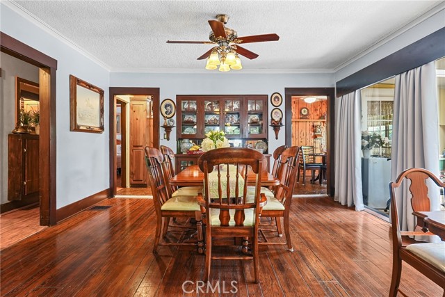 3087 Casitas Avenue, Altadena CA: https://media.crmls.org/medias/56dd0b6b-b920-495f-b24c-b144940c9d17.jpg