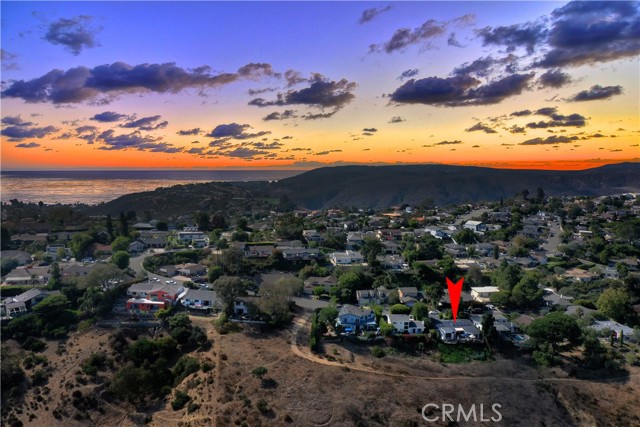 Detail Gallery Image 2 of 33 For 3064 Nestall Rd, Laguna Beach,  CA 92651 - 4 Beds | 3 Baths